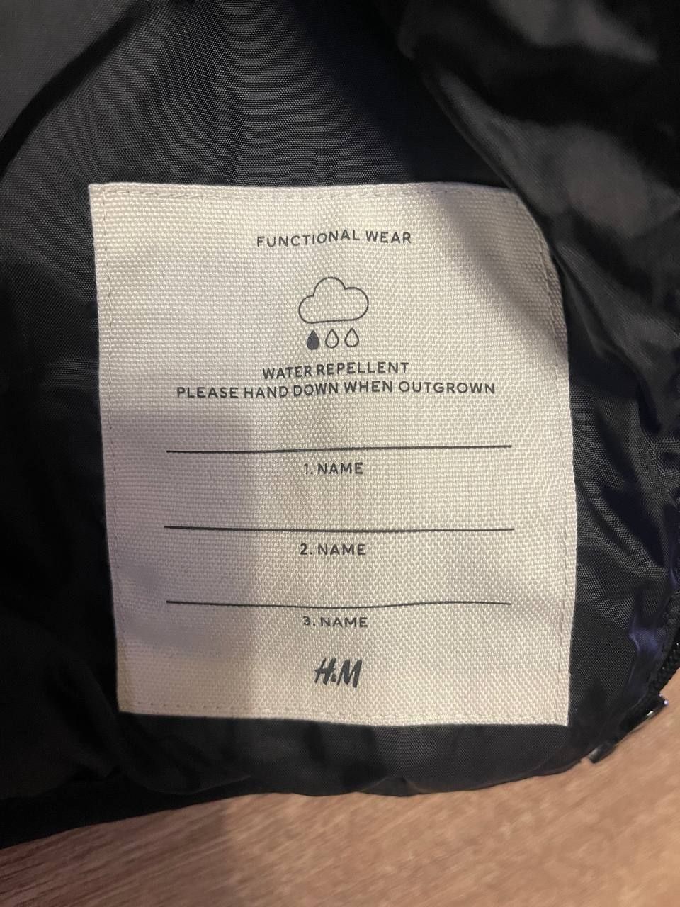 Продам куртку H&M