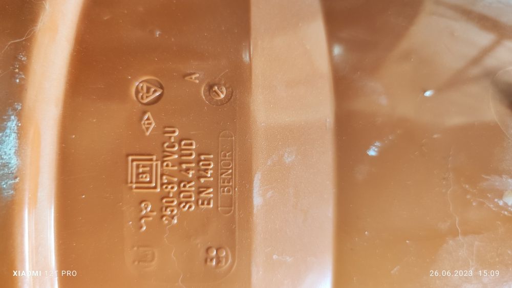 Kolanko kanalizacyjne 250 pomaranczowe