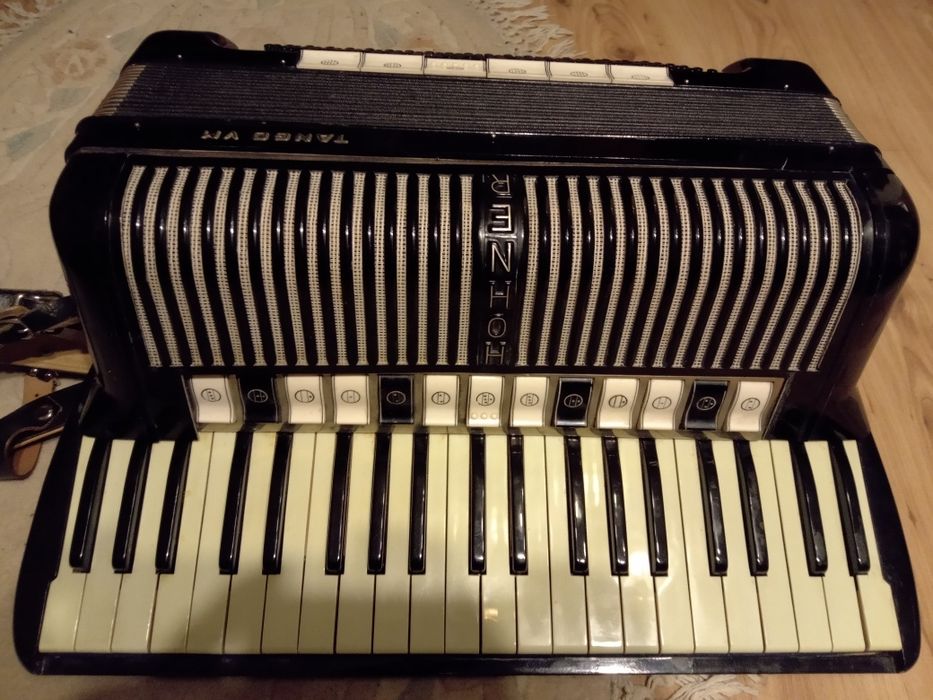 Akordeon Hohner Tango VM