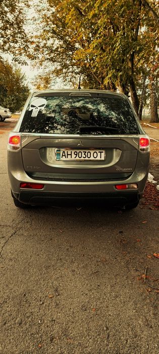 MITSUBISHI outlander 2013рік