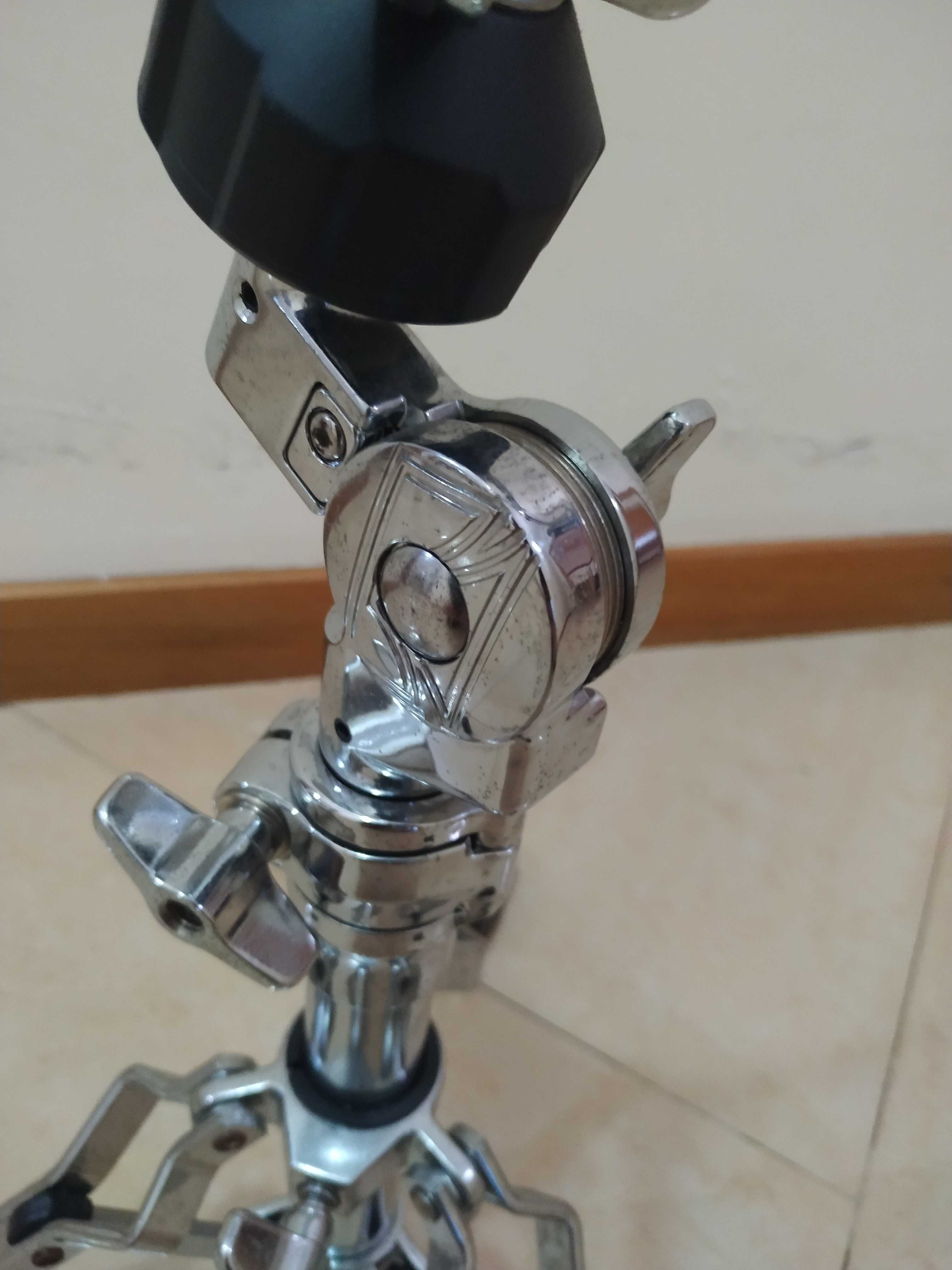 TAMA HS80W Snare Stand – Estável, versátil