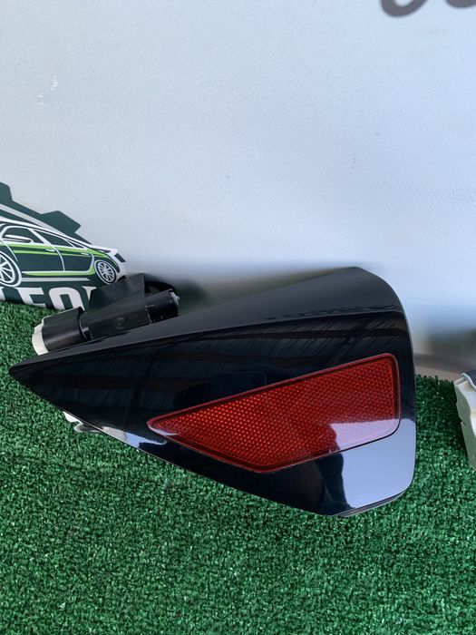 Tesla Y 3 лючок порта зарядки порт