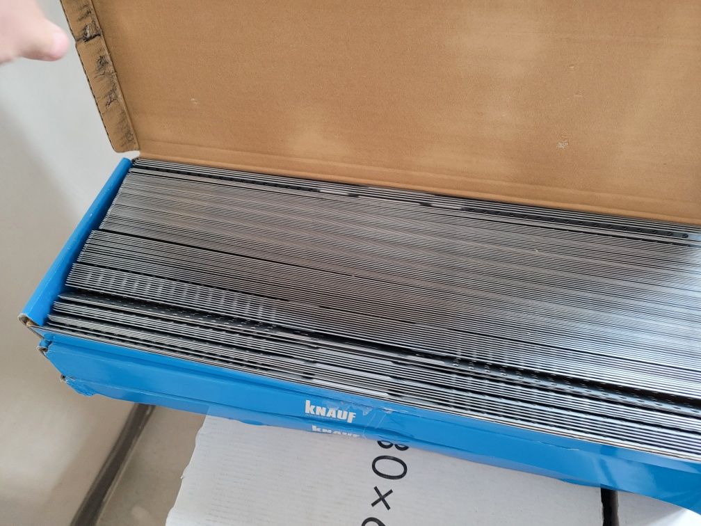 Wieszak bezpośredni ES do CD 200mm KNAUF 100szt. (nr.kat.: 72519)