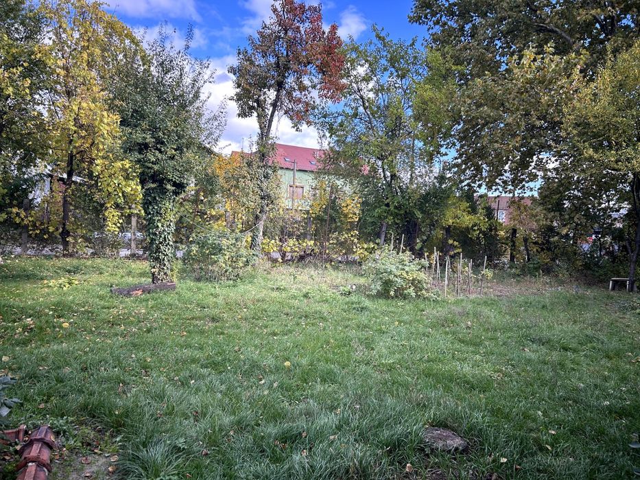 Продається 2-кімнатна квартира біля Ужгородського замку