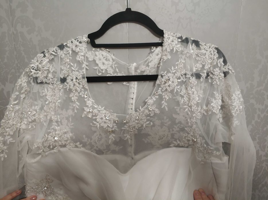 Piękna suknia ślubna