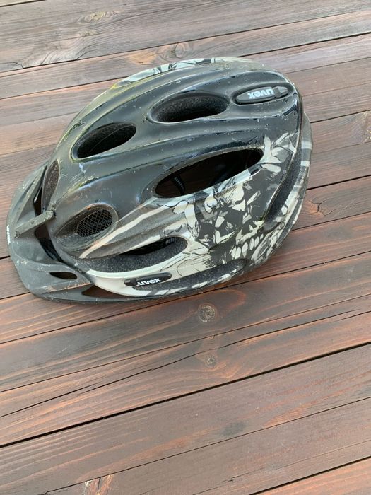 Kask rowerowy UVEX – czarno-szary | Rozmiar uniwersalny
