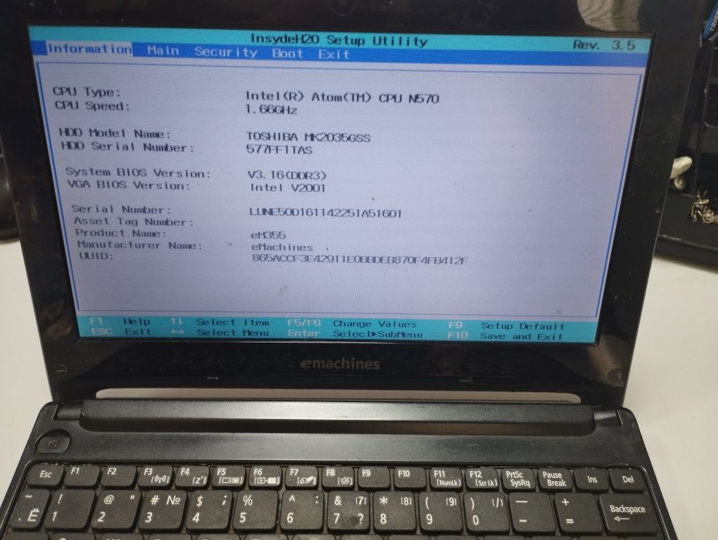 Нетбук Acer emachines eM355