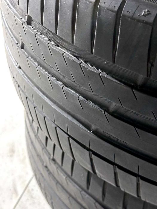 Pneus Michelin Pilot Sport 4 SUV - 255/45/20 - Excelentes
