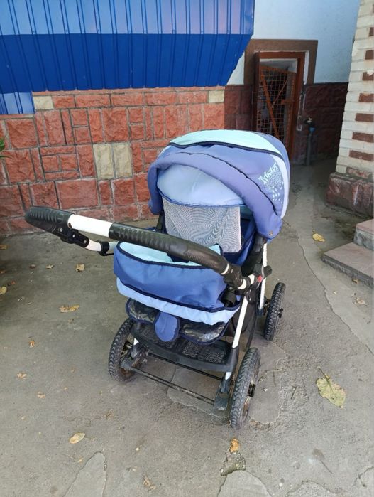 Продам коляску для хлопчика, в хорошому стані