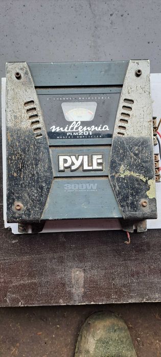 Підсилювач звуку для авто 300W