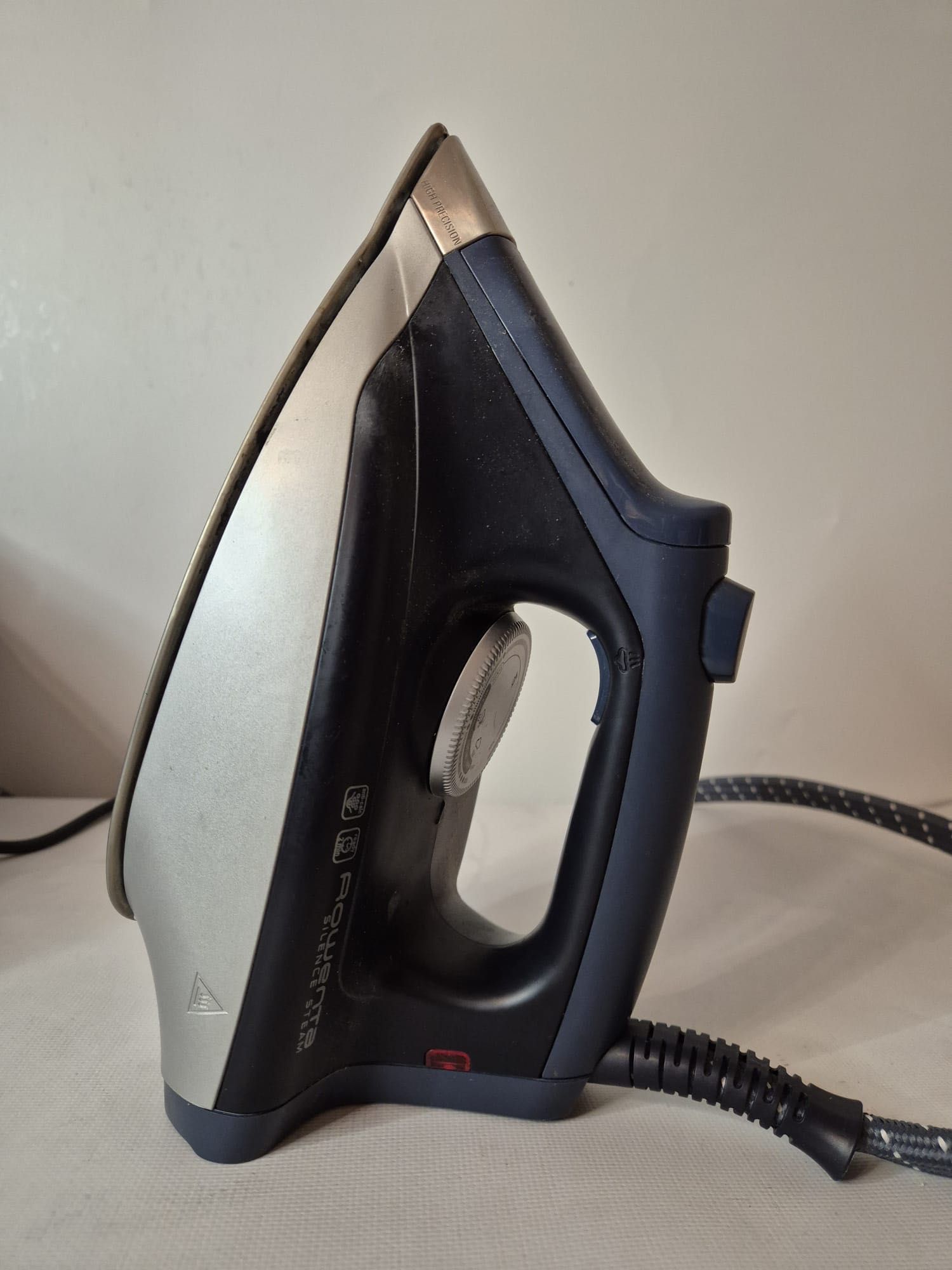 Stacja pary Rowenta DG 8960
