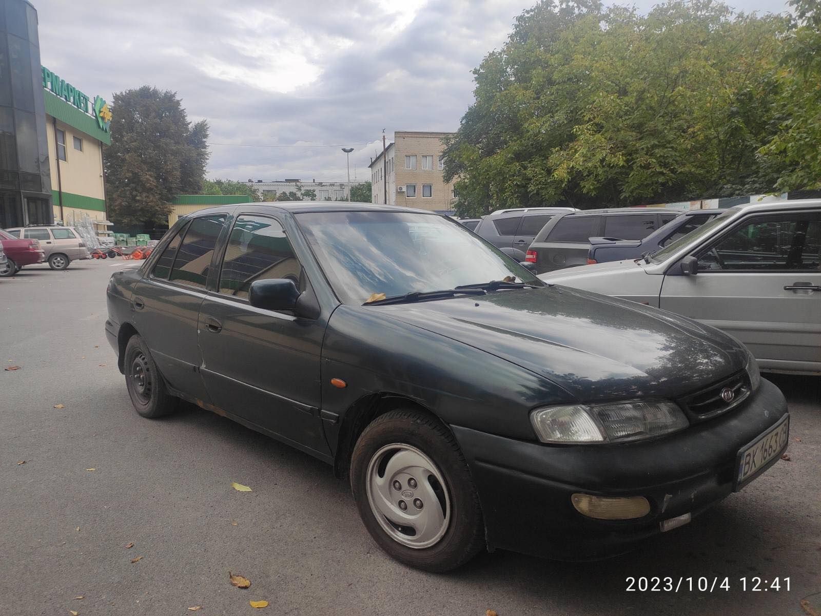 Автомобіль Kia Sephia 1996