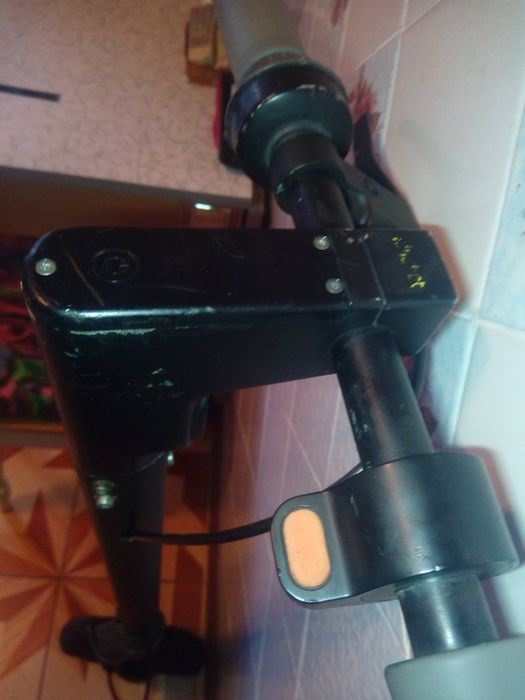 Segway Ninebot G30 MAX рулевая колонка в сборе.