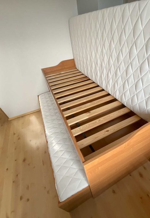 Łóżko podwójne wysuwane z biurkami i pojemnikiem (BEZ MATERACY)