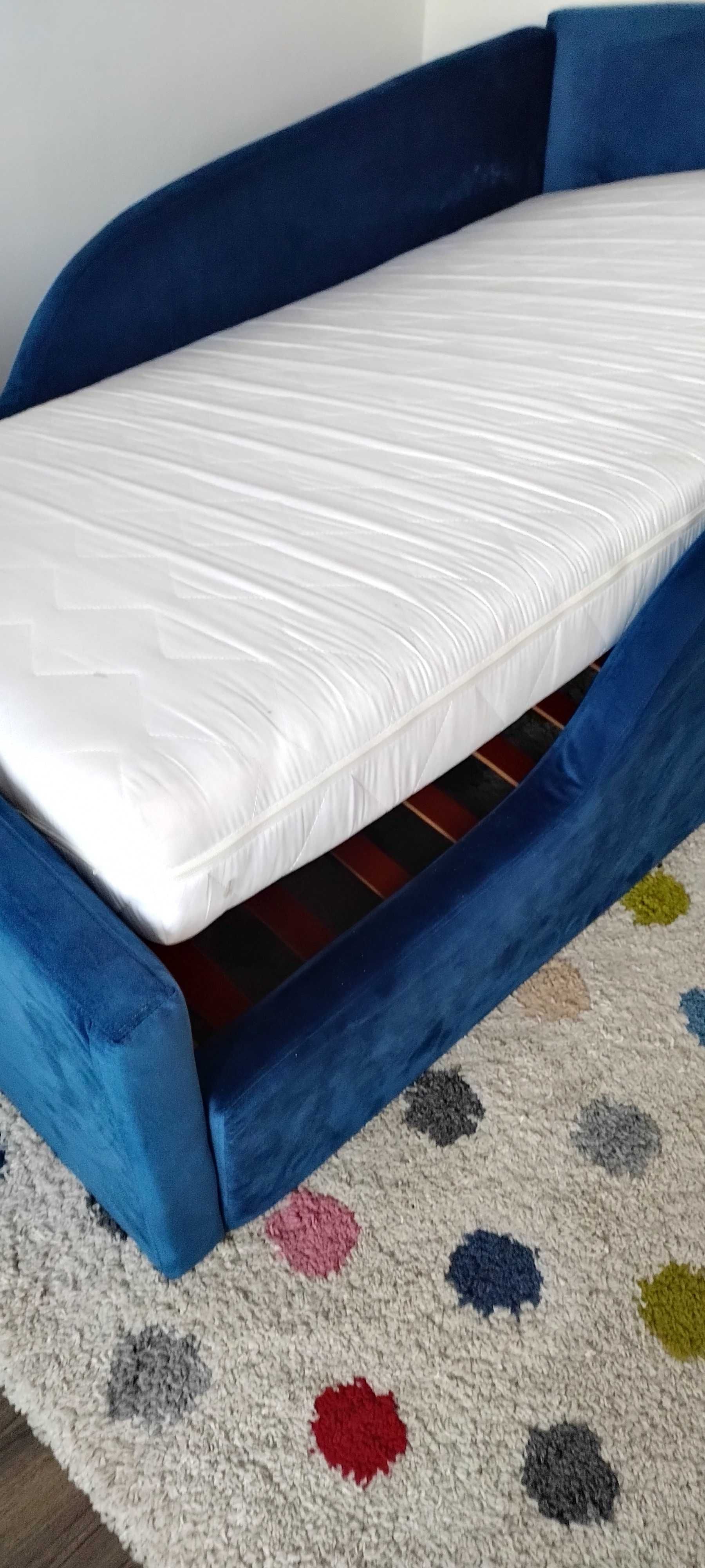 łóżko dziecięce tapicerowane