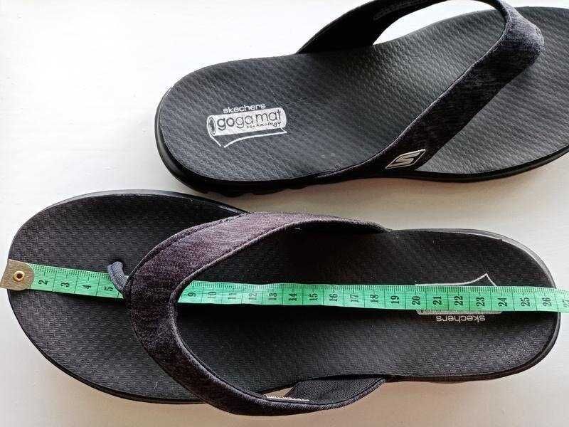 Легкие вьетнамки скейчеры мягкие шлепанцы для девочки оригина Skechers