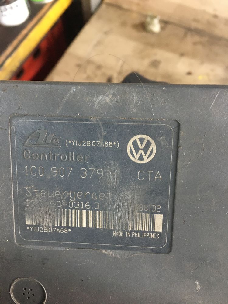 Блок насос модуль помпа АБС ABS Skoda Octavia \ Volkswagen Golf