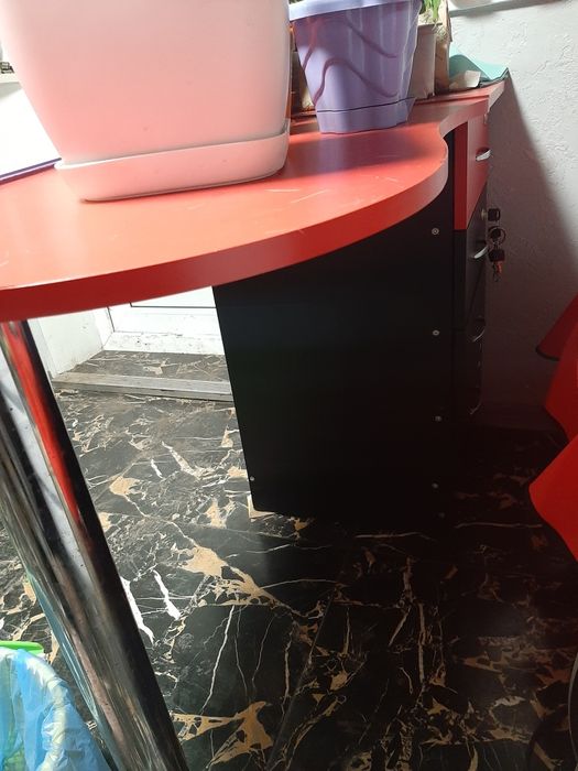 Материалы для мастера маникюра