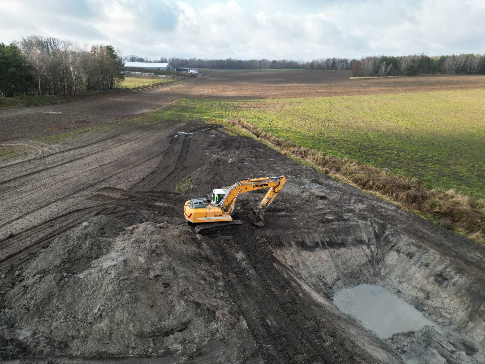 Prace ziemne | Usługi koparką |  Transport