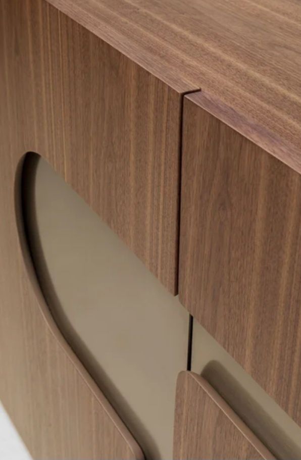 Komoda fornirowana 3-drzwiowa Kare Design 200x76