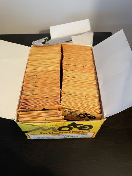 Caixa de cromos Moto Mundo