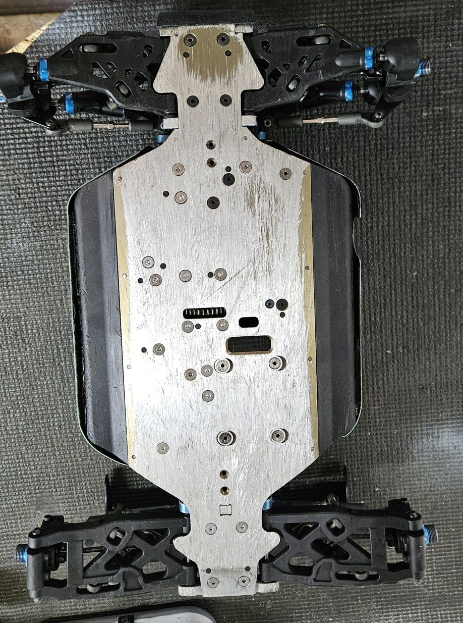 Associated rc8b4