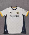 Camisola do Famalicao