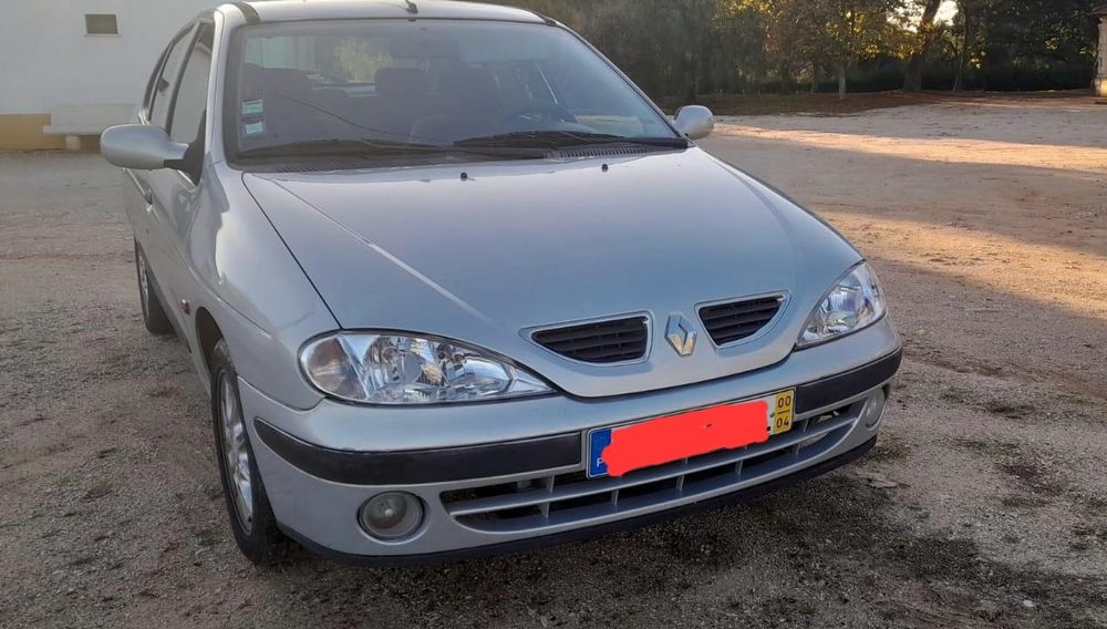 Renault Megane 1.4 70CV