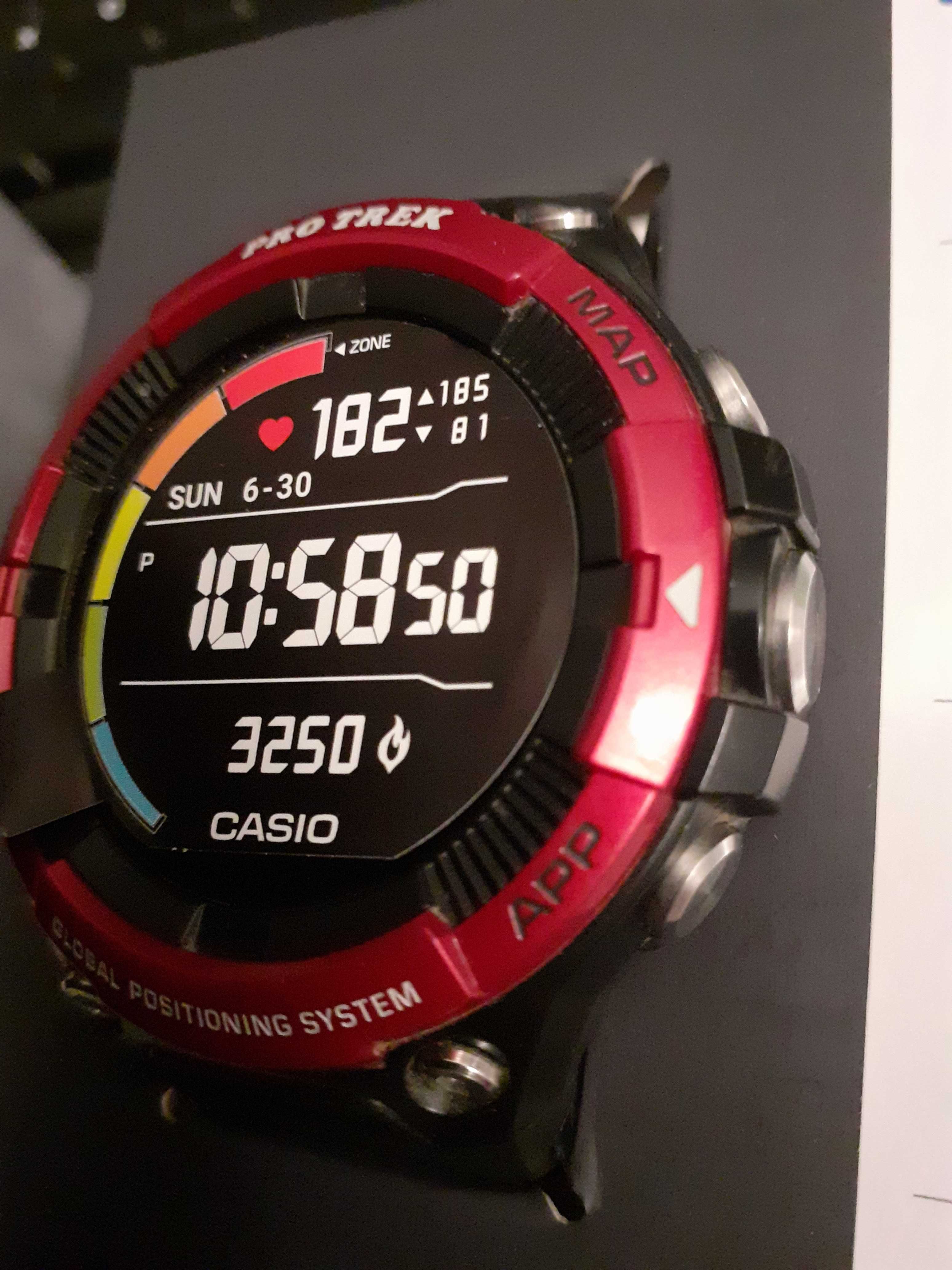 Casio PRO TREK Smart