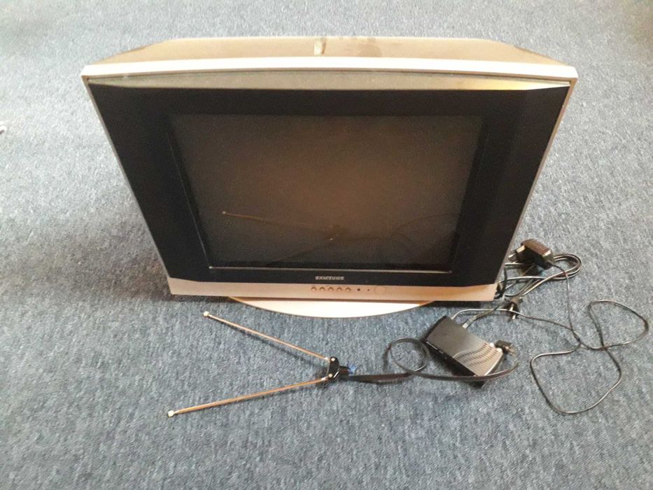 Телевізор Samsung + тюнер