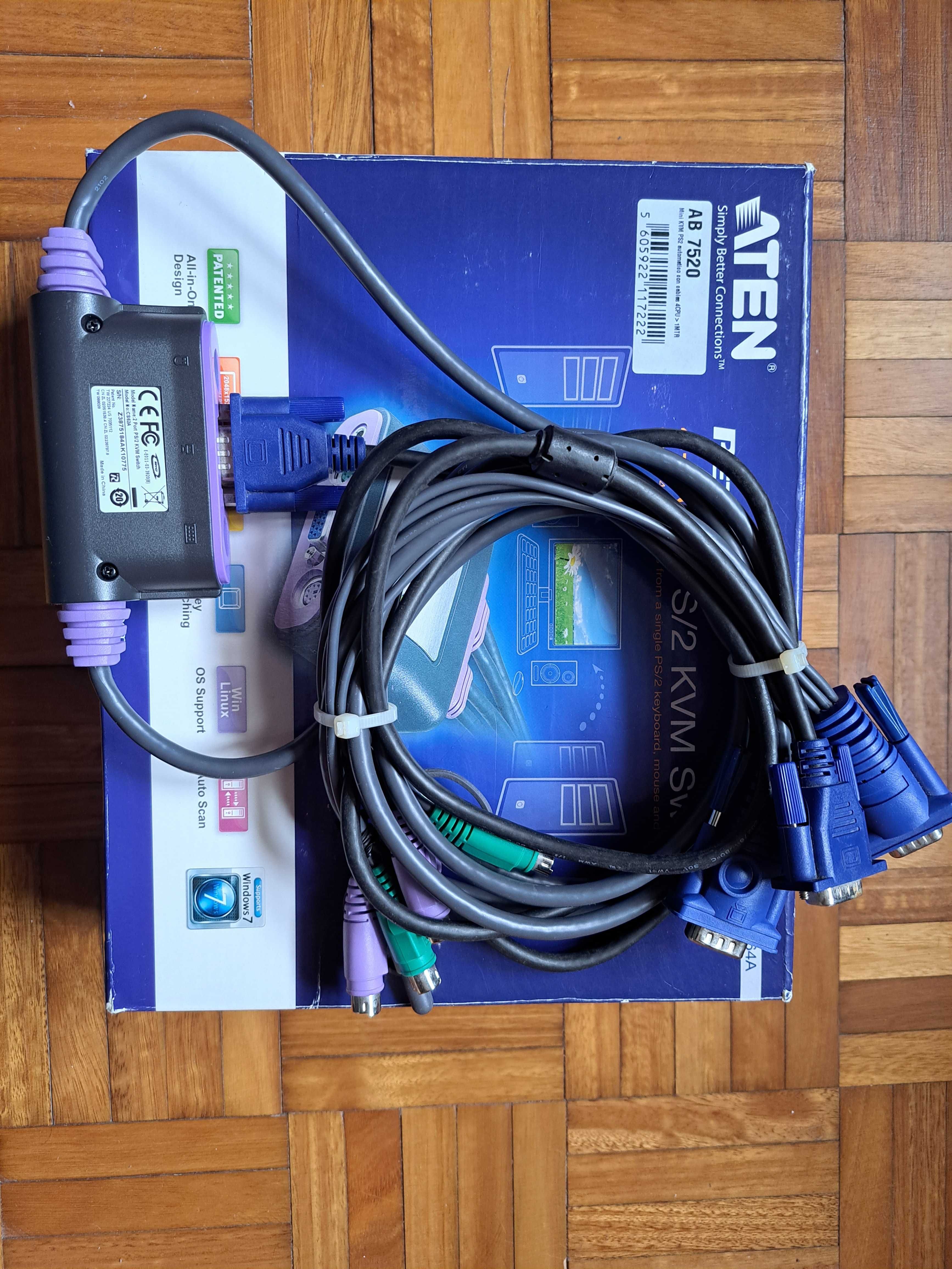 ATEN  kvm switch PS/2 de 4 portas + ATEN  kvm switch PS/2 de 2 portas