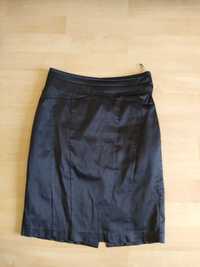 Czarna spódnica spódniczka Reserved