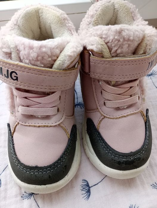 Ботинки для дівчинки 22 розмір