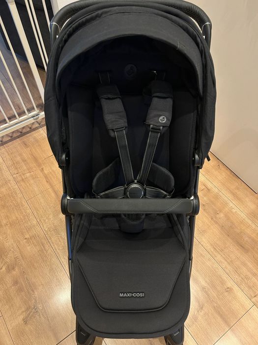 Zestaw wózka dziecięcego 3w1–Maxi Cosi Fame (czarny) wraz z fotelikiem