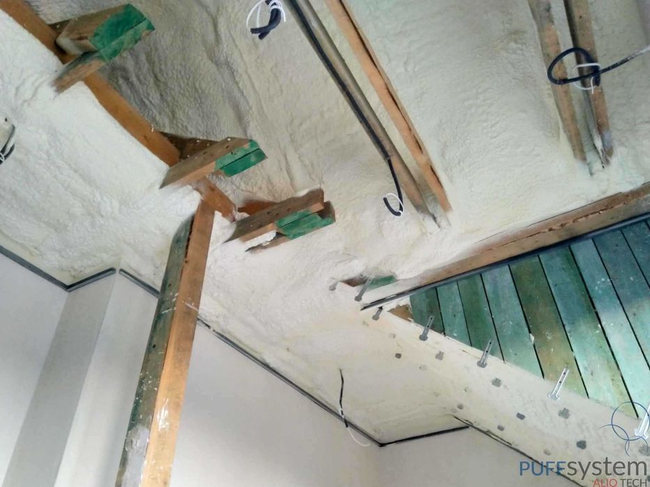 Ocieplanie pianą PUR, ocieplenie poddasza, piana PUR - PUFF SYSTEM