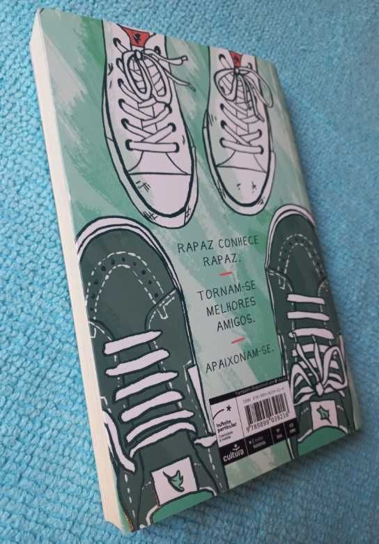 Heartstopper, Volume 1 (Rapaz Conhece Rapaz) - Alice Oseman