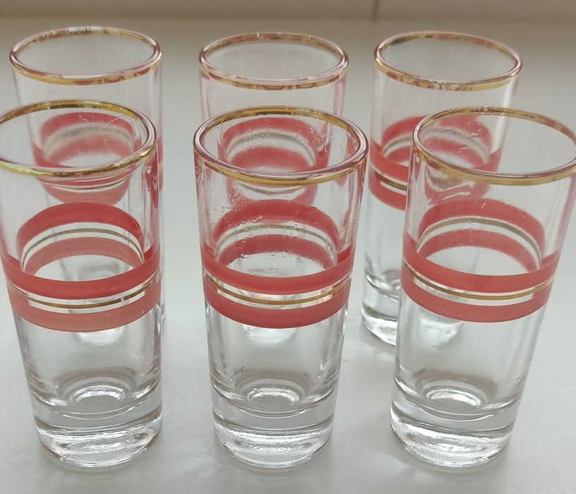 Copos de licor vintage