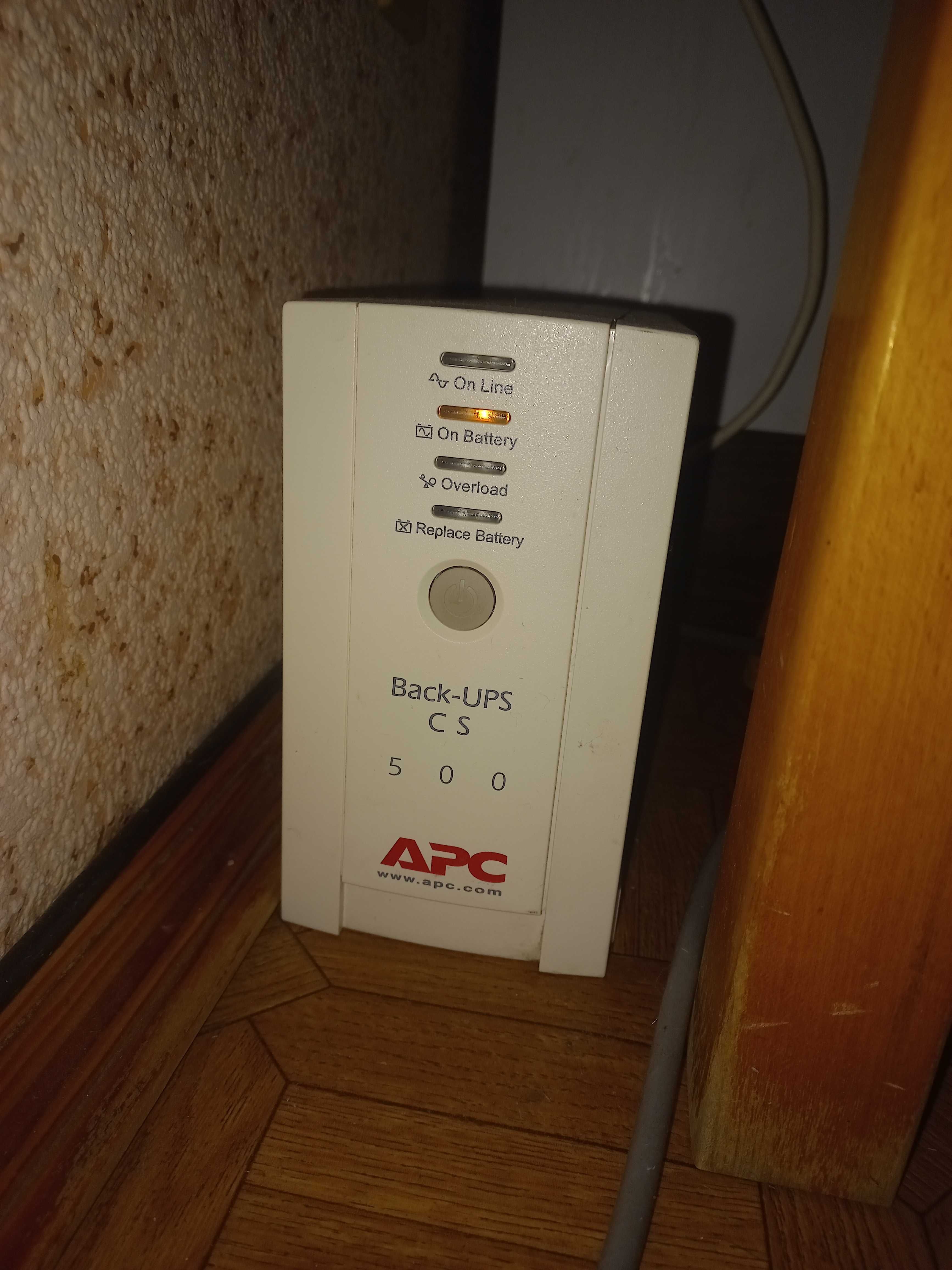 Безперебійник  АРС Back-UPS CS 500 VA робочій + 2 акумулятори