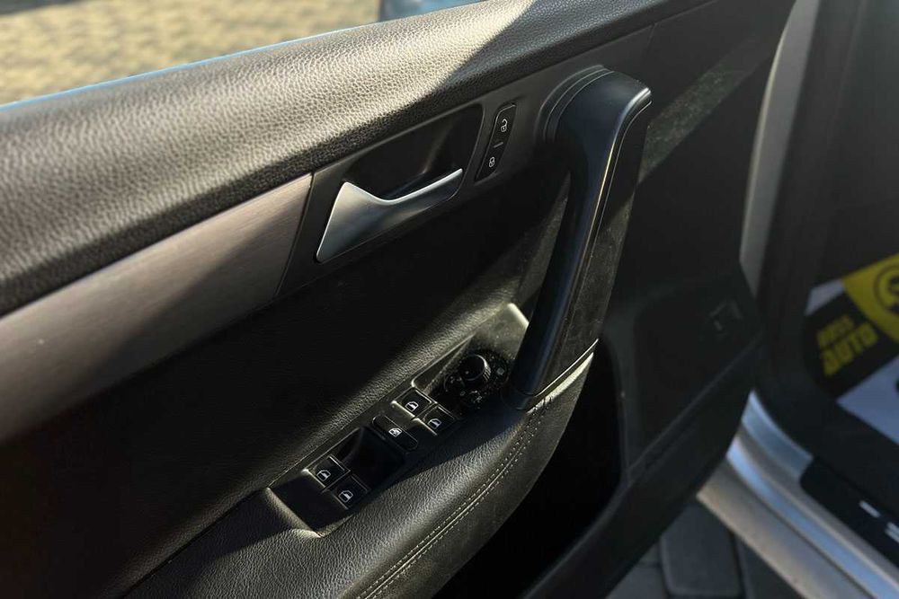 Volkswagen Passat 2011