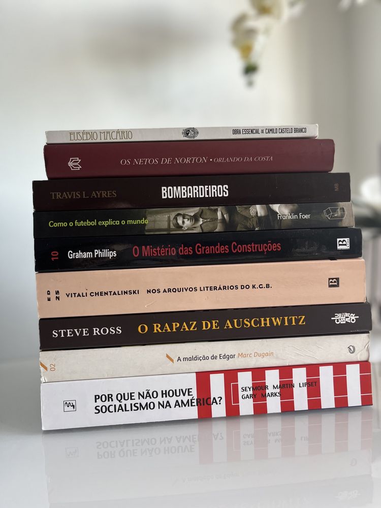 Vendo livros variados