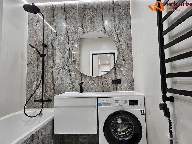 Двокімнатна квартира в новобудові в Центрі, р-н Панорами Плаза.