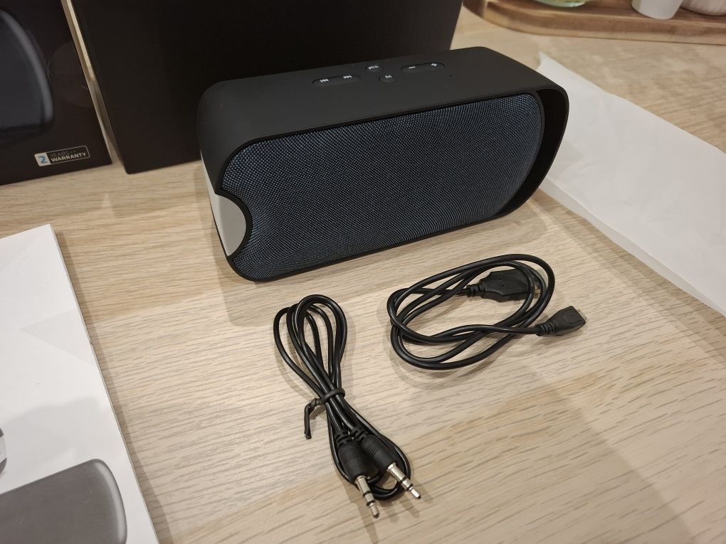 Głośnik mobilny 2x5W Radio