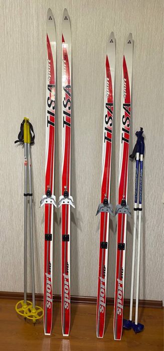 Лыжный комплект (лыжи Tisa Sport Step, ботинки Marax, лыжные палки)
