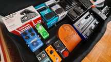 Instrumentos e pedais de guitarra/baixo