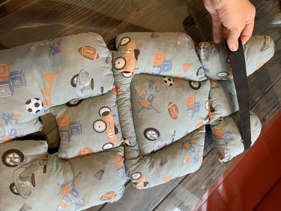 Матрас у візок, стільчик для годування. Б/у