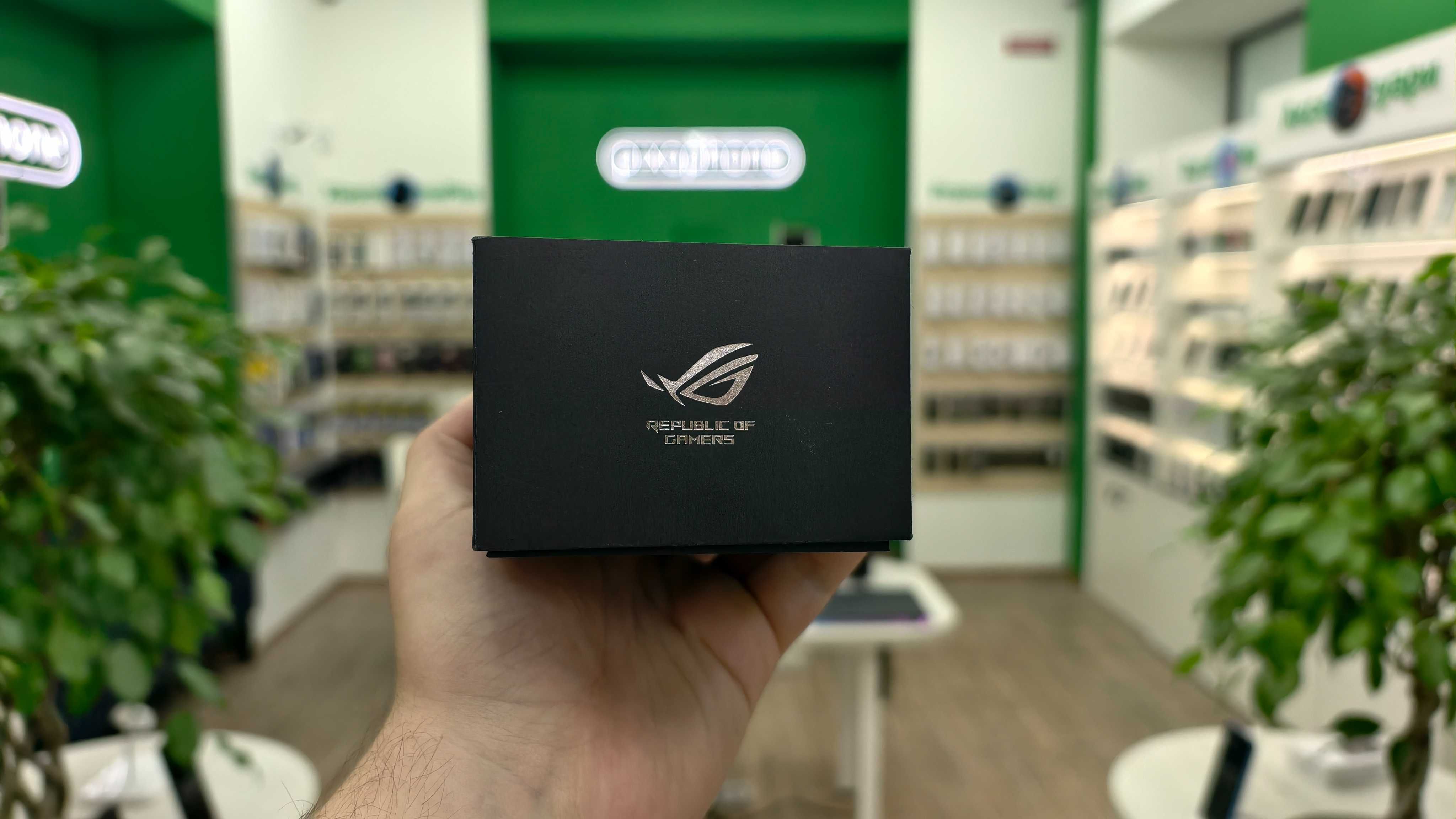 Магазин NEW Asus ROG Phone 9 12/512GB Storm White Гарантія Trade In