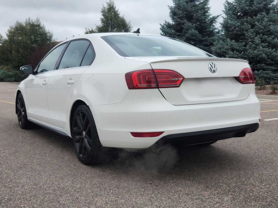 Volkswagen Jetta GLI Autobahn      2014