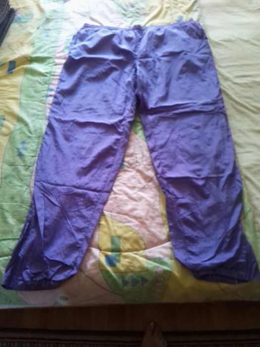 Продажа женских спортивных брюк