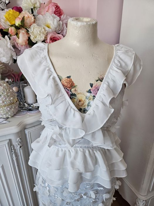 Piękna długa biała sukienka suknia motylki S 36