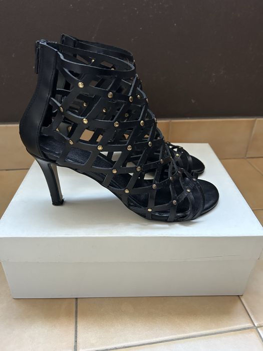 Sandálias Prof, tamanho 37